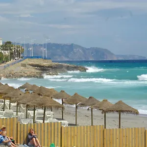 precioso-apartamento-en-nerja-a-50-m-de-la-playa.es-andalucia.com/